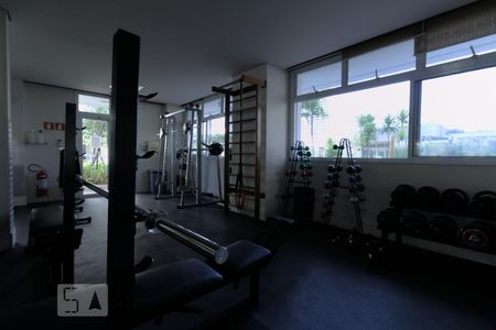 Apartamento para alugar com 95m², 2 quartos e 2 vagasÁrea comum - Academia