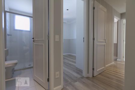 Corredor Quarto de apartamento para alugar com 2 quartos, 95m² em Vila Leopoldina, São Paulo