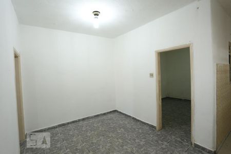 Casa para alugar com 2 quartos, 70m² em Vila Paulistania, São Paulo