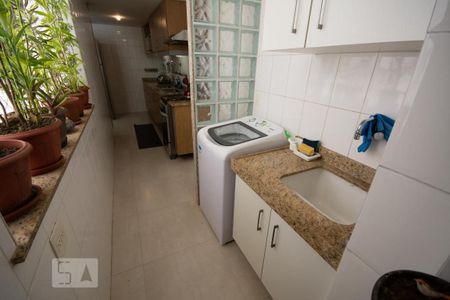 Apartamento à venda com 154m², 4 quartos e 3 vagasÁrea de Serviço