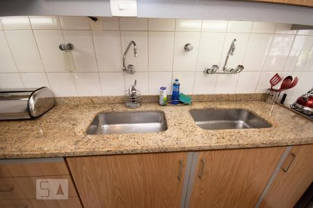 Apartamento à venda com 154m², 4 quartos e 3 vagasCozinha