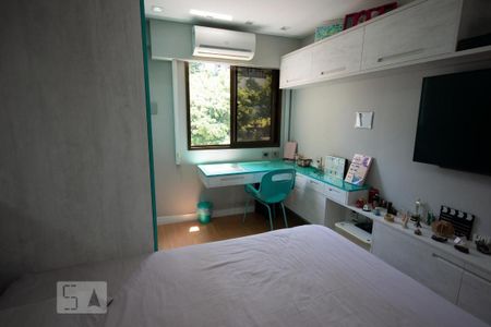 Apartamento à venda com 154m², 4 quartos e 3 vagasQuarto 1