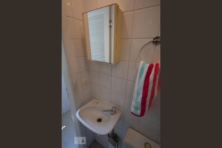 Apartamento à venda com 154m², 4 quartos e 3 vagasBanheiro de Serviço