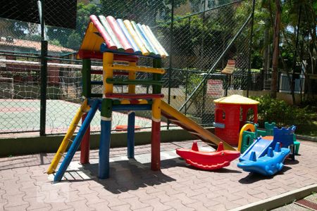 Apartamento para alugar com 48m², 2 quartos e 1 vagaÁrea Comum - Playground