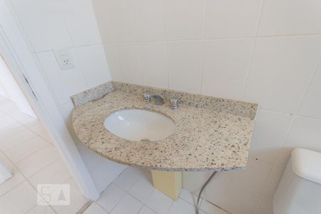 Apartamento à venda com 130m², 3 quartos e 2 vagas Apartamento à venda com 130m², 3 quartos e 2 vagasBanheiro da Suíte 2