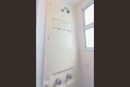 Apartamento à venda com 130m², 3 quartos e 2 vagas Apartamento à venda com 130m², 3 quartos e 2 vagasBanheiro da Suíte 2