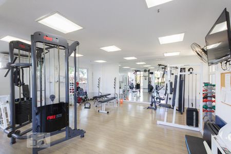 Apartamento à venda com 130m², 3 quartos e 2 vagas Apartamento à venda com 130m², 3 quartos e 2 vagasÁrea Comum - Academia