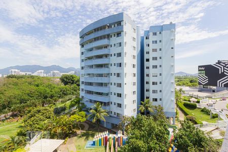 Apartamento à venda com 130m², 3 quartos e 2 vagas Apartamento à venda com 130m², 3 quartos e 2 vagasVista