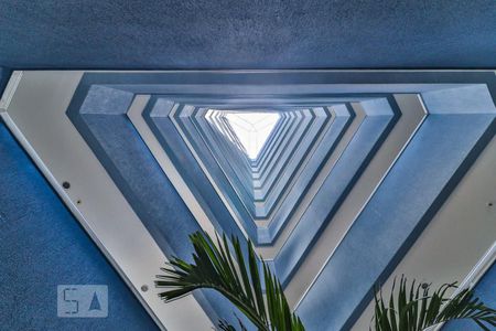 Apartamento à venda com 130m², 3 quartos e 2 vagas Apartamento à venda com 130m², 3 quartos e 2 vagasHall