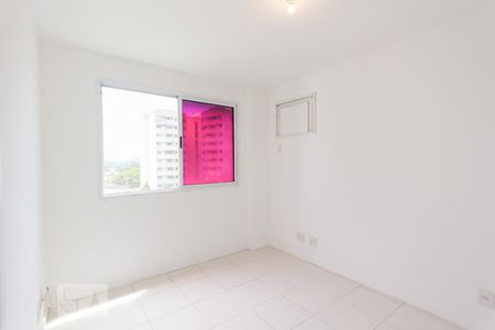 Apartamento à venda com 130m², 3 quartos e 2 vagas Apartamento à venda com 130m², 3 quartos e 2 vagasSuíte 3