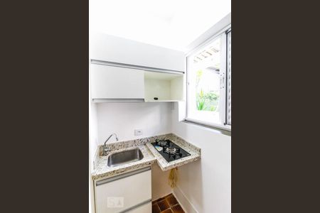 Cozinha de apartamento para alugar com 1 quarto, 25m² em Brooklin, São Paulo