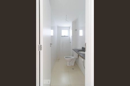 Apartamento à venda com 55m², 2 quartos e 1 vaga Apartamento à venda com 55m², 2 quartos e 1 vagaBanheiro