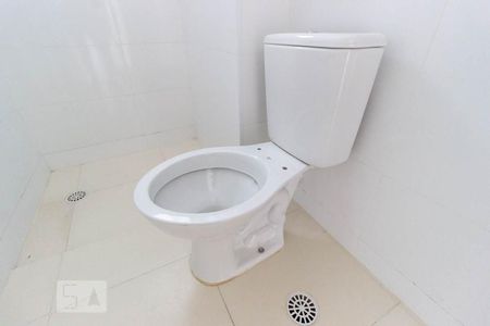 Apartamento à venda com 55m², 2 quartos e 1 vaga Apartamento à venda com 55m², 2 quartos e 1 vagaBanheiro