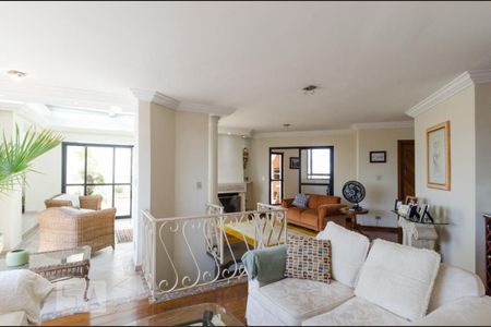 Apartamento à venda com 332m², 3 quartos e 3 vagasSala da cobertura