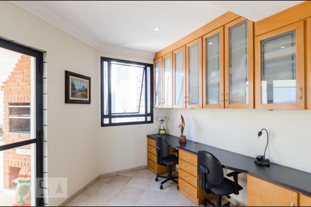 Apartamento à venda com 332m², 3 quartos e 3 vagasHome office