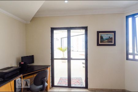 Apartamento à venda com 332m², 3 quartos e 3 vagasHome office