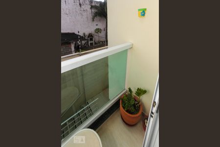 Casa de condomínio à venda com 120m², 3 quartos e 2 vagasVaranda da Suite