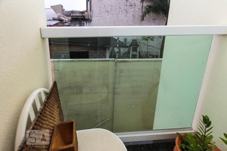 Casa de condomínio à venda com 120m², 3 quartos e 2 vagasVaranda da Suite