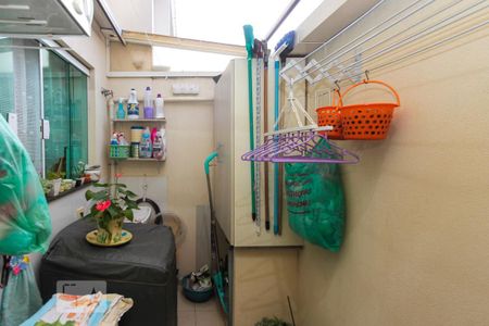 Casa de condomínio à venda com 120m², 3 quartos e 2 vagasÁrea de Serviço