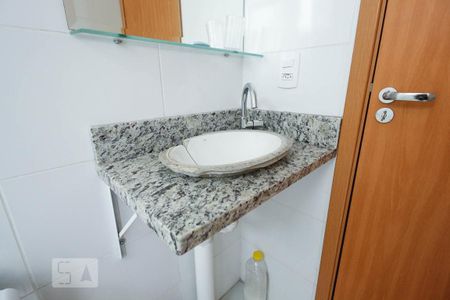 Apartamento à venda com 44m², 2 quartos e 1 vagaBanheiro 