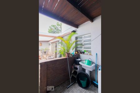 Casa à venda com 192m², 4 quartos e 2 vagas Casa à venda com 192m², 4 quartos e 2 vagasÁrea de Serviço