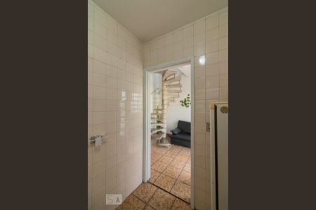 Casa à venda com 192m², 4 quartos e 2 vagas Casa à venda com 192m², 4 quartos e 2 vagasEdícula