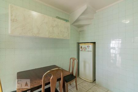 Casa à venda com 192m², 4 quartos e 2 vagas Casa à venda com 192m², 4 quartos e 2 vagasCozinha