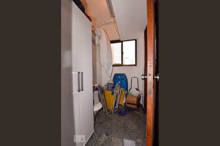 Apartamento para alugar com 170m², 3 quartos e 2 vagasÁrea de Serviço