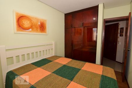 Quarto 1 de apartamento para alugar com 3 quartos, 170m² em Barra Funda, Guarujá