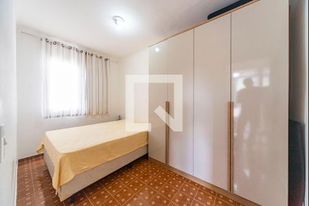 Quarto 1 de apartamento para alugar com 2 quartos, 42m² em Cidade São Jorge, Santo André