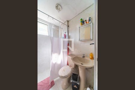 Banheiro  de apartamento para alugar com 2 quartos, 42m² em Cidade São Jorge, Santo André