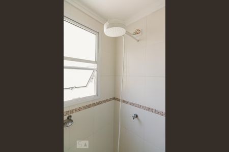 Apartamento para alugar com 100m², 2 quartos e sem vagaBanheiro da Suíte 1 Chuveiro