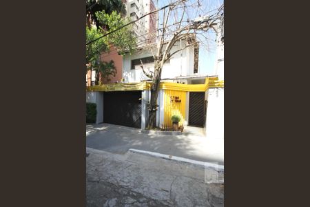 Casa à venda com 250m², 3 quartos e 2 vagasFachada