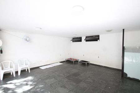 Casa à venda com 250m², 3 quartos e 2 vagasGaragem