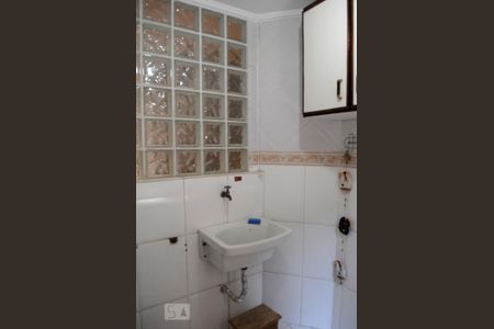 Casa à venda com 252m², 4 quartos e 5 vagasLavanderia