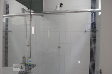 Casa à venda com 252m², 4 quartos e 5 vagasBanheiro da Suíte 2