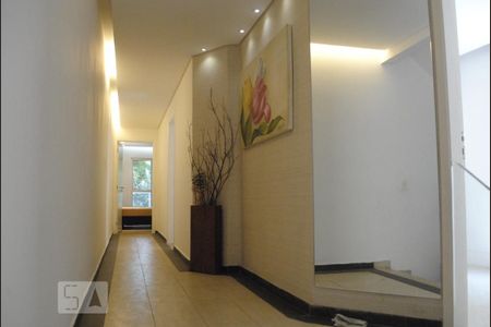 Casa à venda com 252m², 4 quartos e 5 vagasCorredor