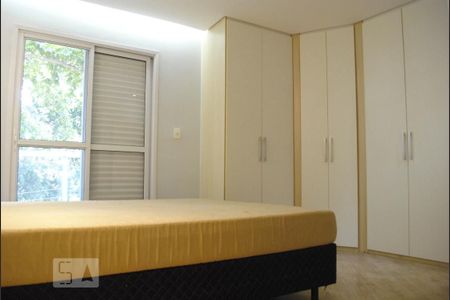 Casa à venda com 252m², 4 quartos e 5 vagasQuarto 3 - Suíte