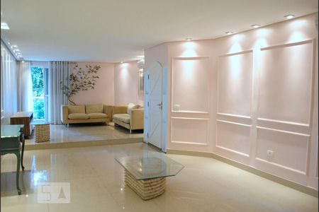 Sala 1 de casa à venda com 4 quartos, 252m² em Sítio da Figueira, São Paulo