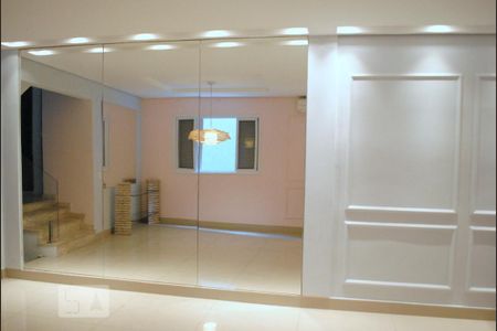 Casa à venda com 252m², 4 quartos e 5 vagasSala 1