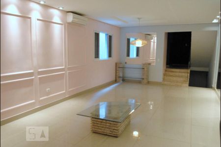 Casa à venda com 252m², 4 quartos e 5 vagasSala 2