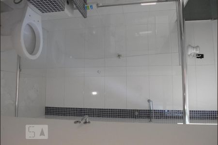 Casa à venda com 252m², 4 quartos e 5 vagasBanheiro da Suíte 2