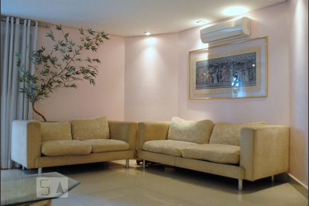 Sala 2 de casa à venda com 4 quartos, 252m² em Sítio da Figueira, São Paulo