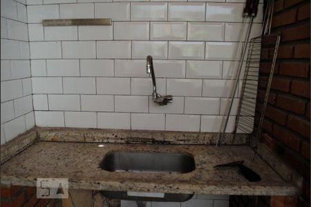 Casa à venda com 252m², 4 quartos e 5 vagasDetalhe