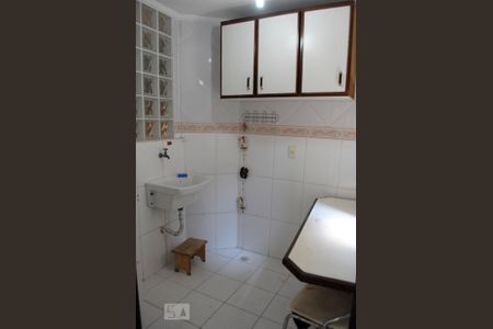 Casa à venda com 252m², 4 quartos e 5 vagasLavanderia