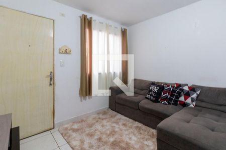 Sala de apartamento para alugar com 2 quartos, 46m² em Conjunto Residencial José Bonifácio, São Paulo