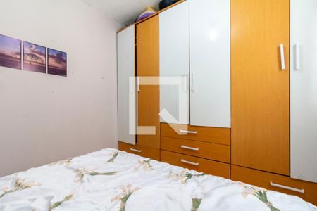 Quarto 2 de apartamento para alugar com 2 quartos, 46m² em Conjunto Residencial José Bonifácio, São Paulo