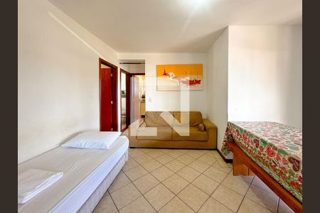 Sala de TV de apartamento para alugar com 3 quartos, 69m² em Canasvieiras, Florianópolis