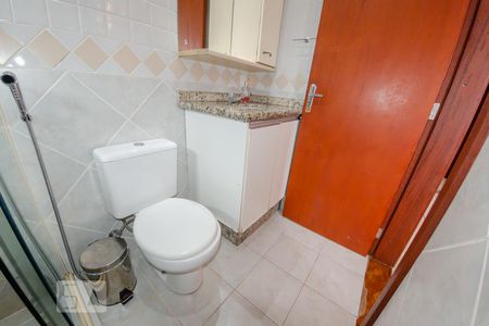 Apartamento para alugar com 69m², 3 quartos e 1 vaga Apartamento para alugar com 69m², 3 quartos e 1 vagaBanheiro da suíte