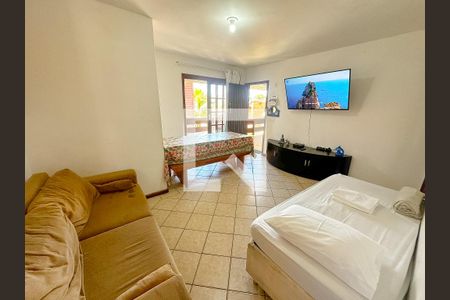 Sala de TV de apartamento para alugar com 3 quartos, 69m² em Canasvieiras, Florianópolis